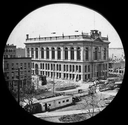 The Chamber of Commerce being rebuilt after the Great Chicago Fire, c.1872